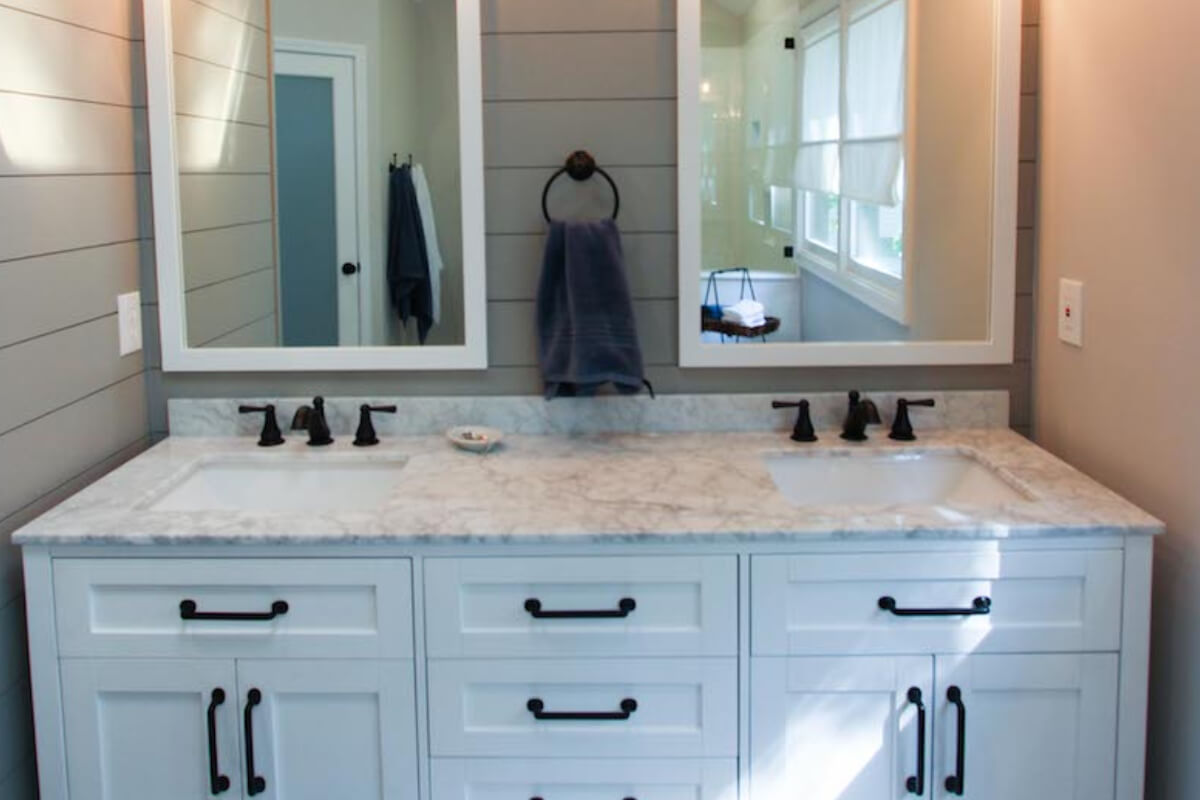 5 Ways To Make The Most Of A Small Bathroom